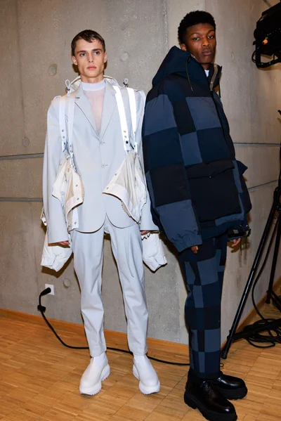 Look 1